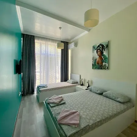 Apartment Flower Home 4 *